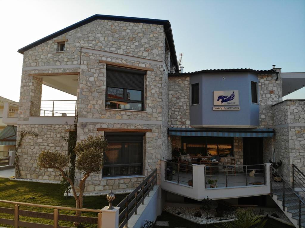 Pegasus Sea View Luxury Apartments Vrasná Eksteriør billede